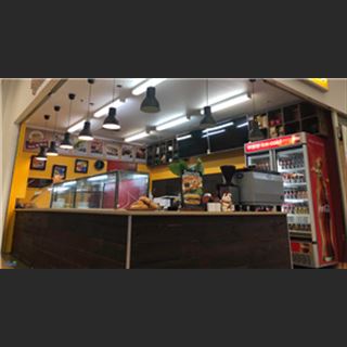 Sang shop take away, giá rẻ, income ổn định, rent rẻ ở Gladstone Park