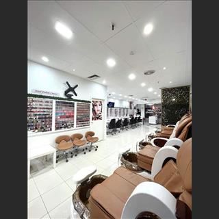 Sang tiệm nail trong shopping vùng Boronia income ổn định