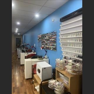 Sang lại shop hair beauty nails tại Bayside shopping centre