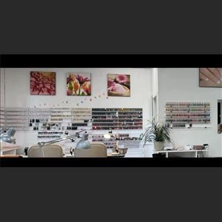 Cần sang shop nail tại Australind Southwest income ổn định