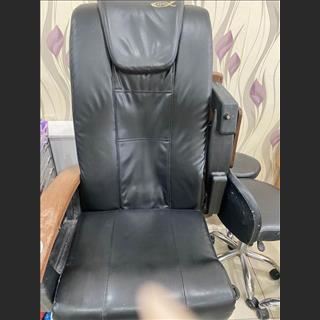 Cần bán shop nails ở vùng Moorebank vị trí đẹp, rent rẻ