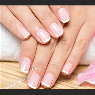 Shop nails vùng Bertram rent rẻ, hoạt động lâu năm cần sang