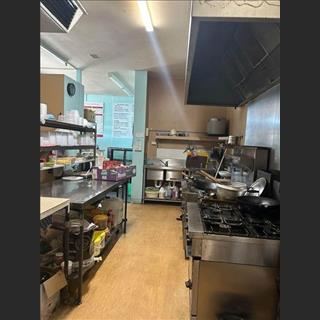 Shop takeaway ở Walkeville cần sang 10 phút tới Adelaide City