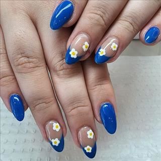 Sang shop nail độc quyền trong centrer nhỏ cách Inala 40 phút