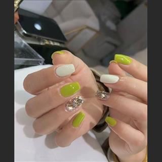 Cần bán shop nails ở Northcote có lượng khách rất ổn định