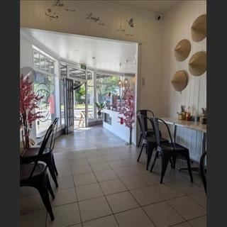 Sang shop Takeaway food cách city Brisbane 10 phút