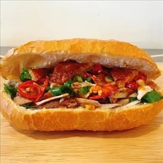 Tiệm take away chuyên bán đồ Việt ở Upper Coomera cần sang lại