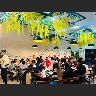 Nhà hàng tại trung tâm Bankstown cần sang!